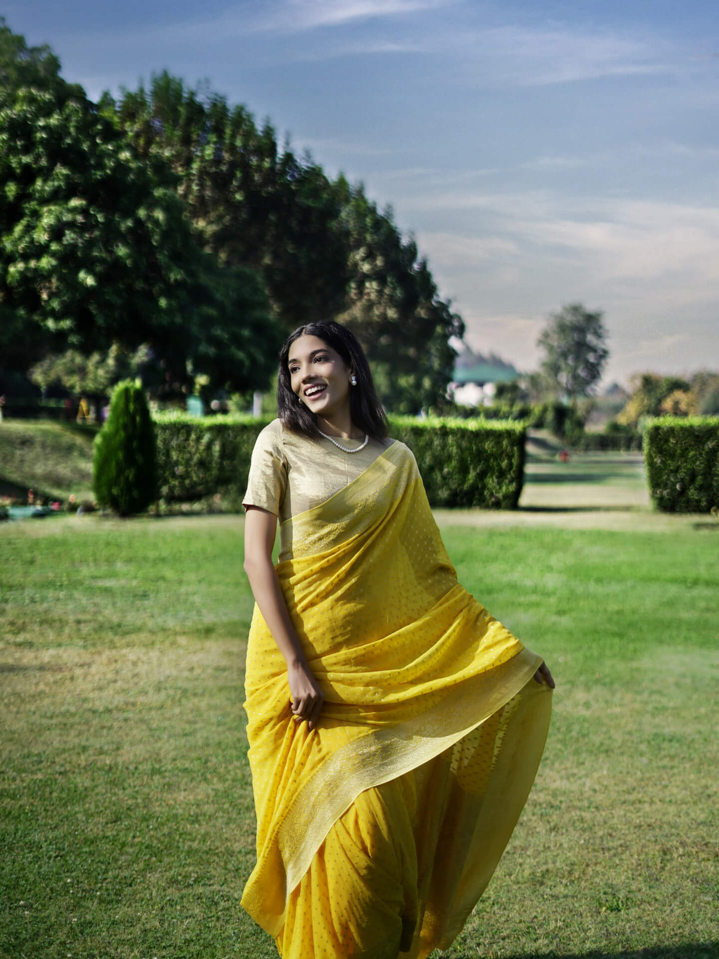 ROMA - YELLOW VISCOSE SAREE POLKA DOTS