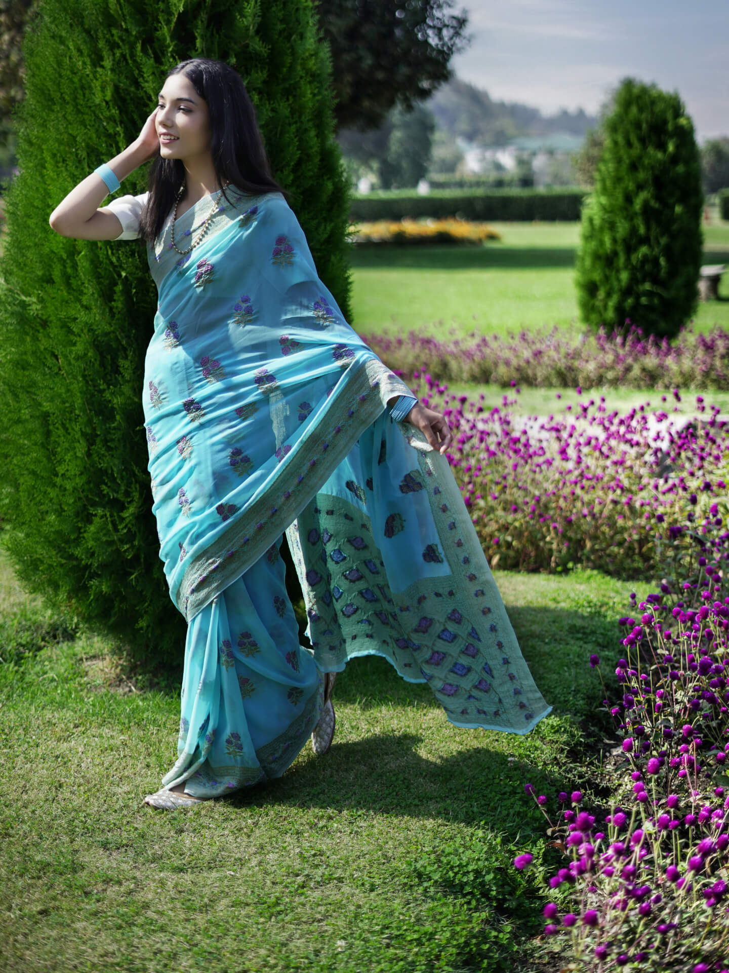 NEELAM - SKY BLUE VISCOSE FLORAL SAREE