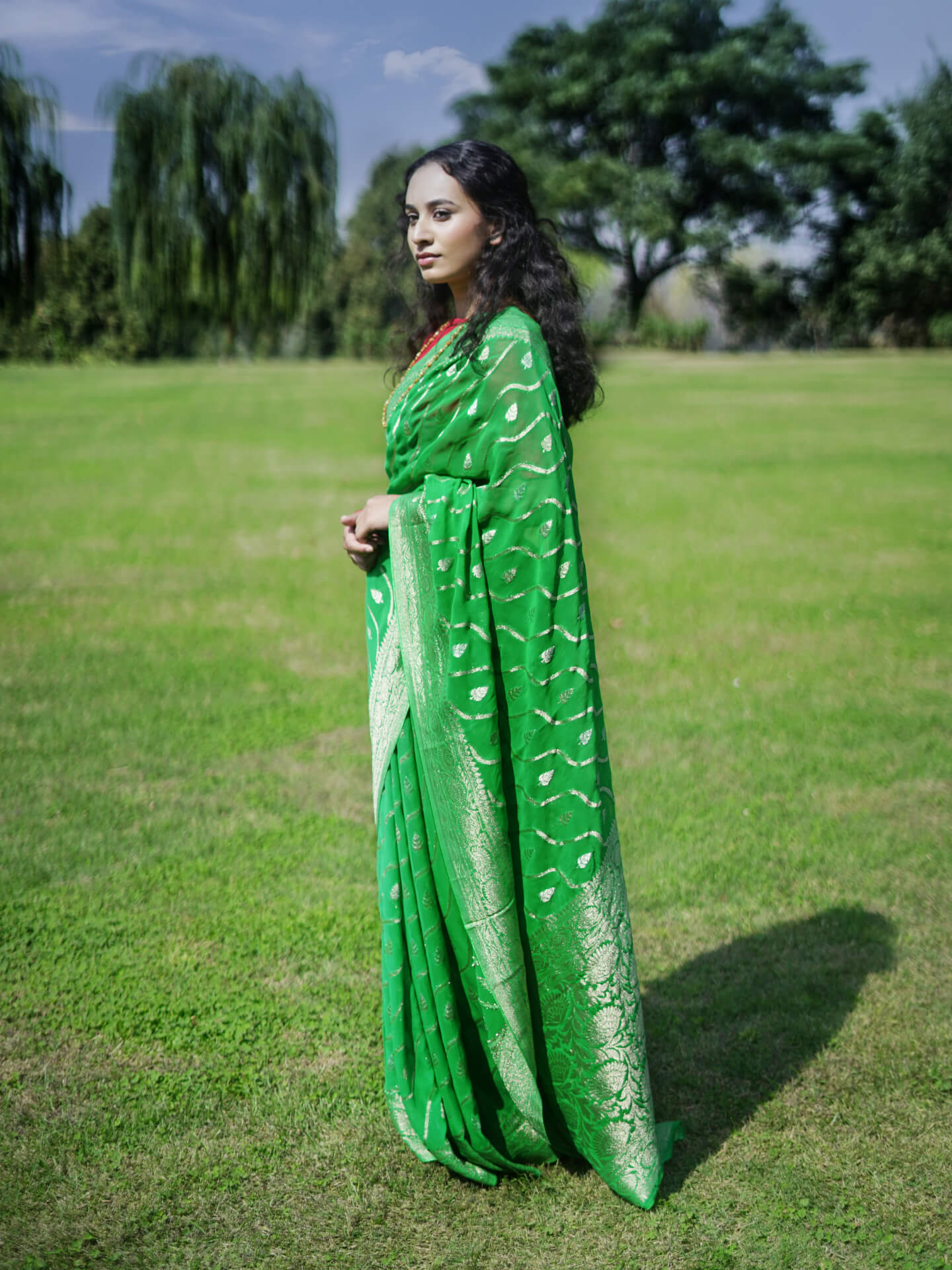 AMRITA - LIME GREEN VISCOSE SAREE WITH DIAGONAL WAVE PATTERN AND BUTTA