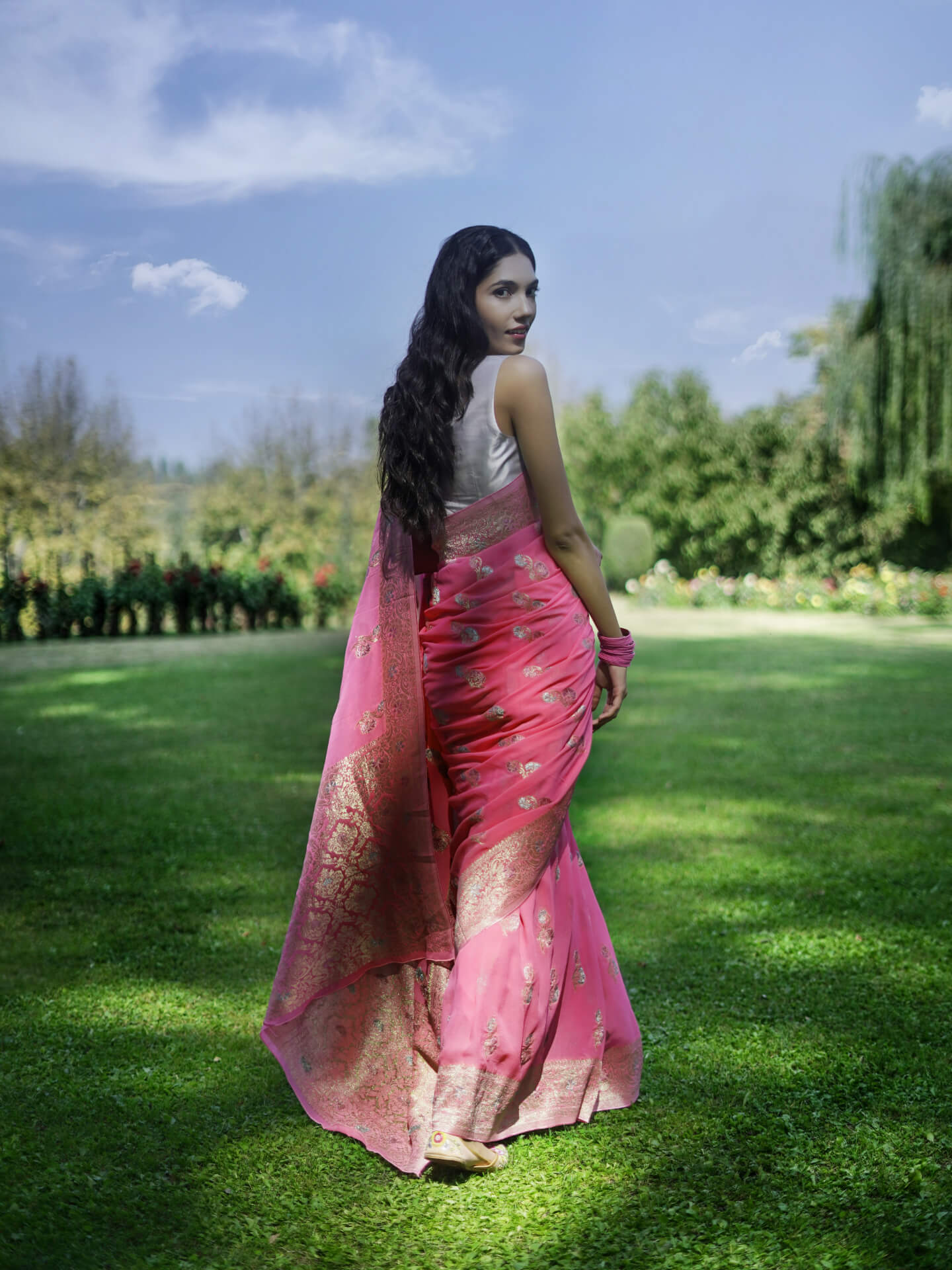 KAVYA - FUCHSIA PINK VISCOSE FLORAL PRINT SAREE