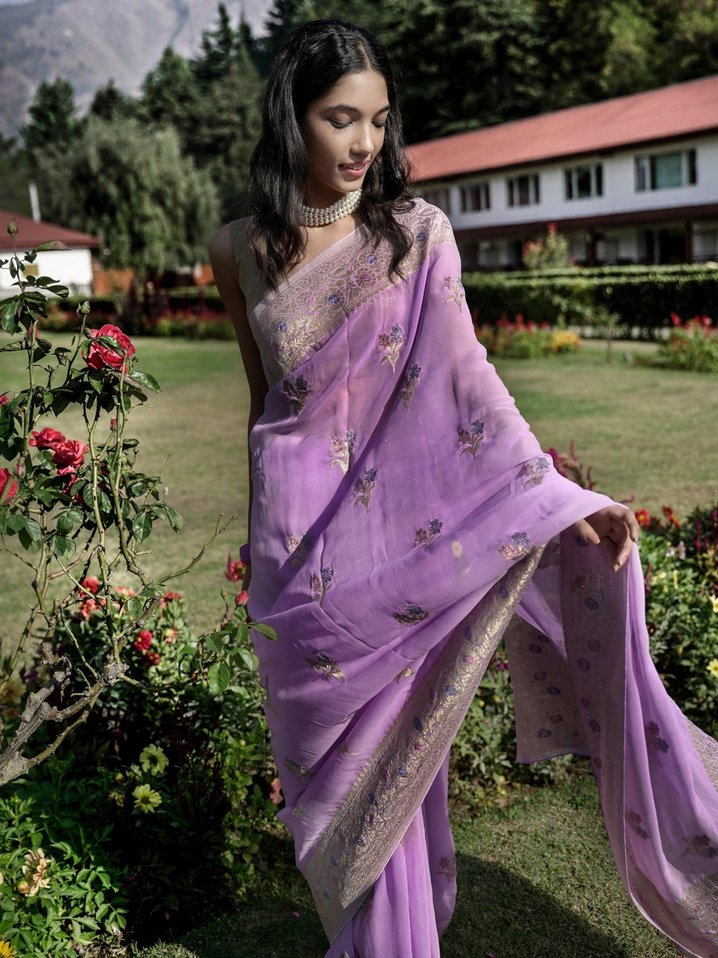 NIHARIKA - LAVENDER VISCOSE SAREE WITH PASTEL BUTTI