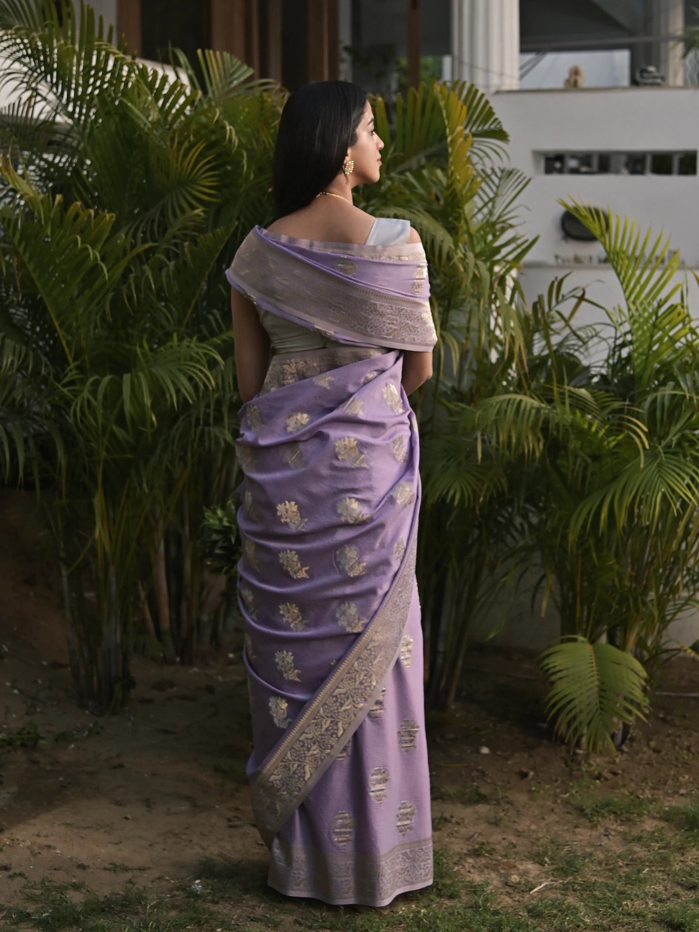 AASHI - LILAC CREPE SAREE WITH PASTEL BUTTIES