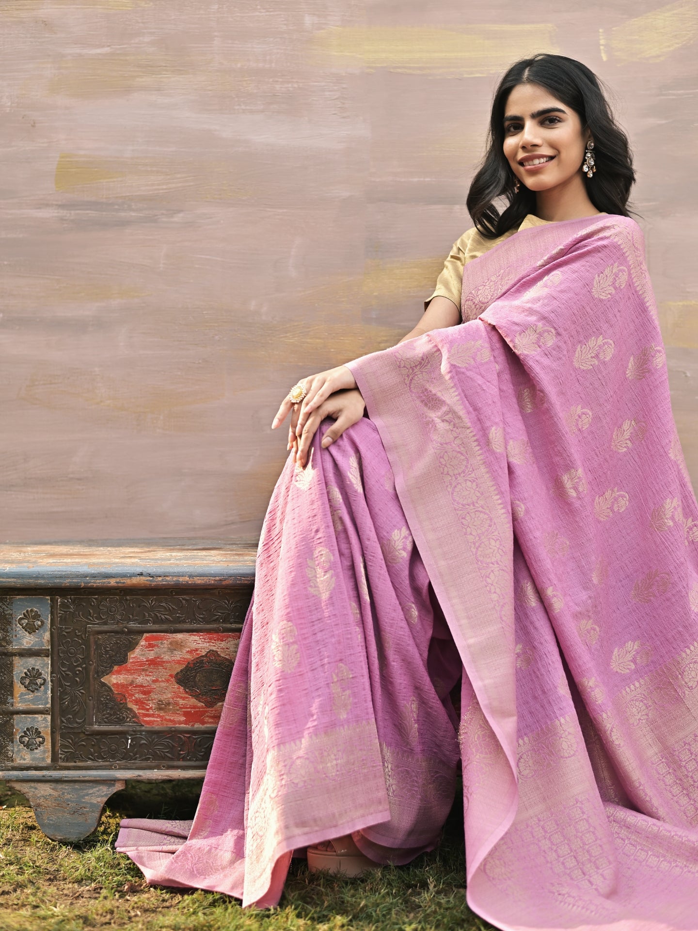 AGRIMA - LAVENDAR VISCOSE SAREE WITH OVERALL BUTTA