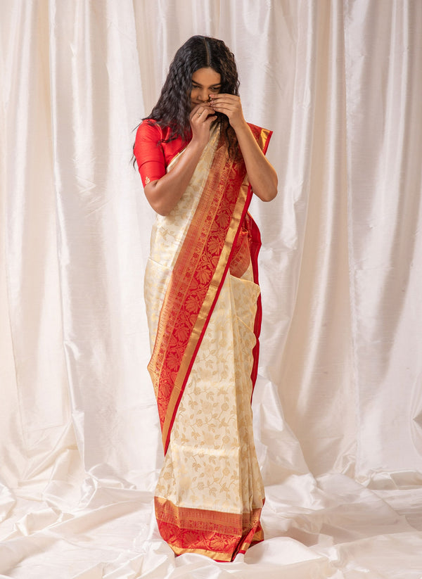 IVORY AND RED KANCHIPURAM SILK SAREE WITH LACE