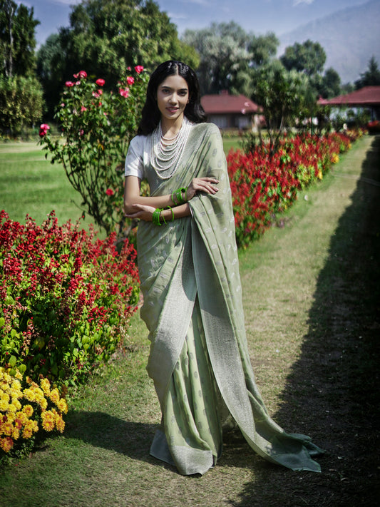 PALLAVI - OLIVE GREEN VISCOSE SAREE WITH FLOWER PRINT