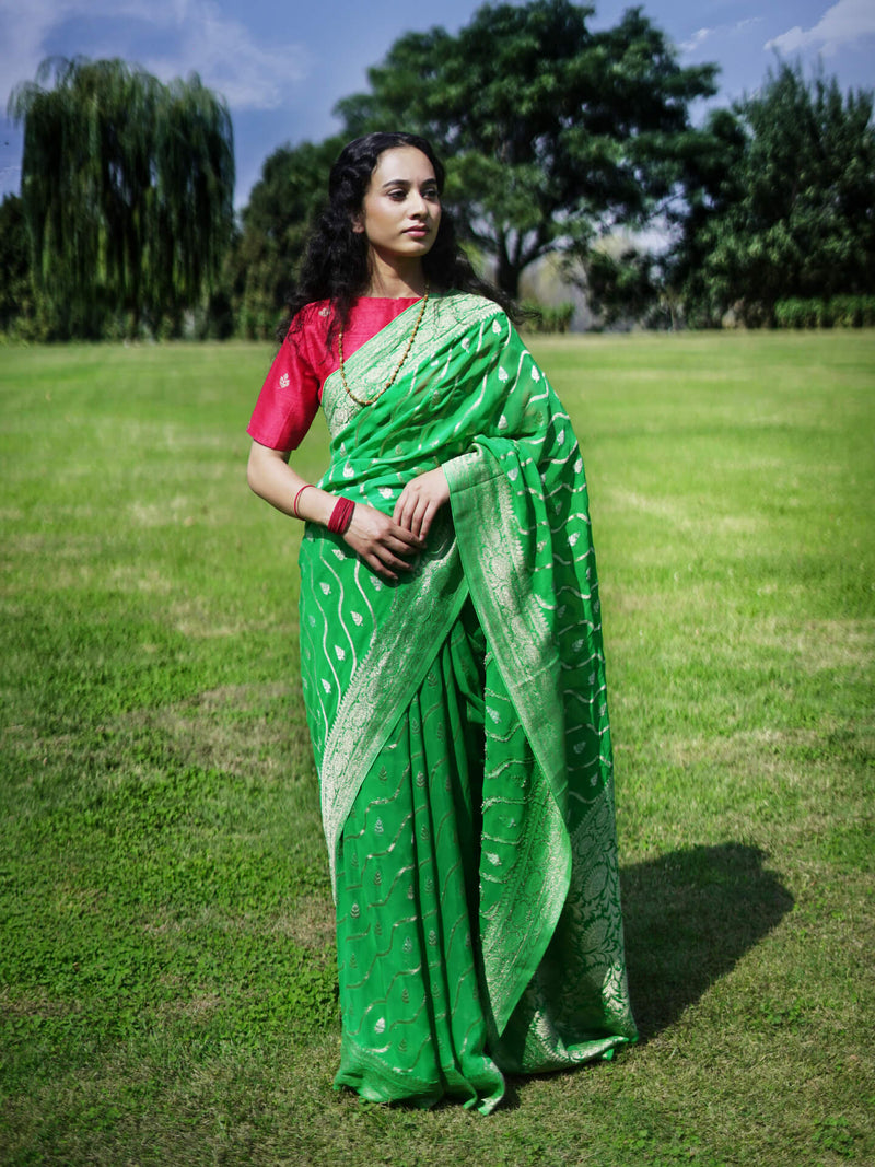 AMRITA - LIME GREEN VISCOSE SAREE WITH DIAGONAL WAVE PATTERN AND BUTTA