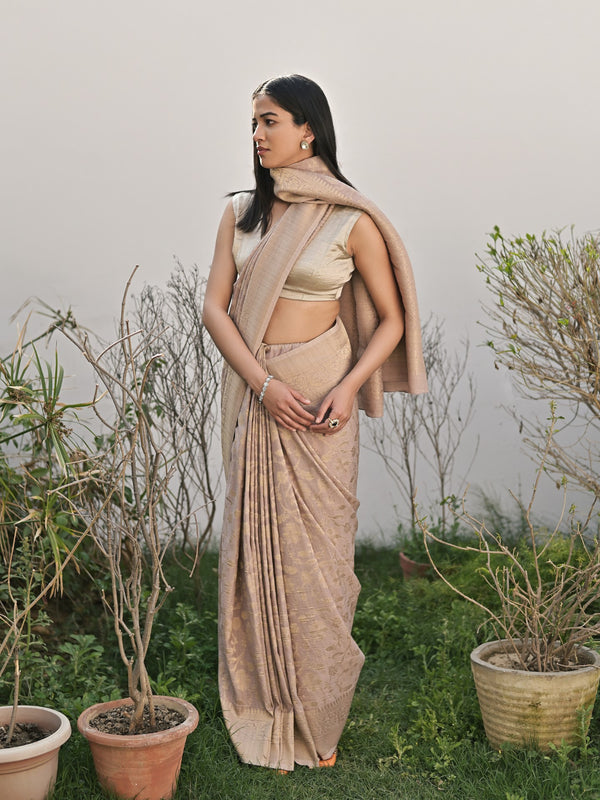 AMAYA - BEIGE VISCOSE SAREE WITH ALL OVER FLORAL BUTTA JAAL